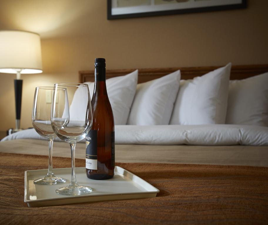Comfort Inn South Shore Бушервиль Экстерьер фото
