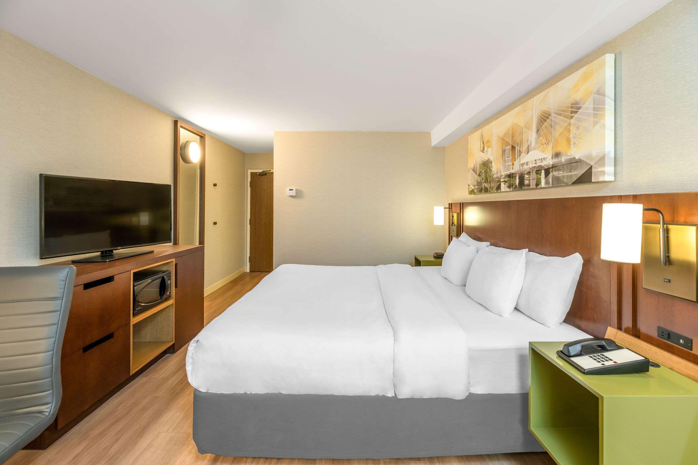 Comfort Inn South Shore Бушервиль Экстерьер фото