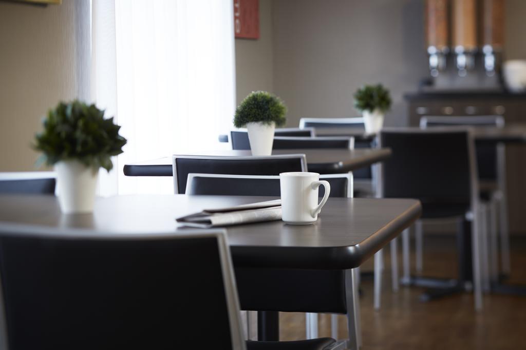 Comfort Inn South Shore Бушервиль Экстерьер фото