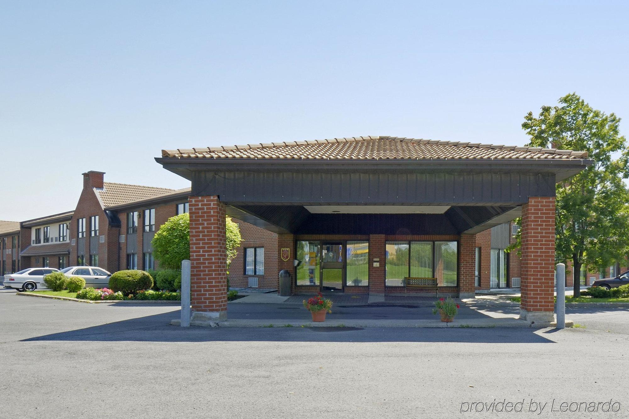 Comfort Inn South Shore Бушервиль Экстерьер фото